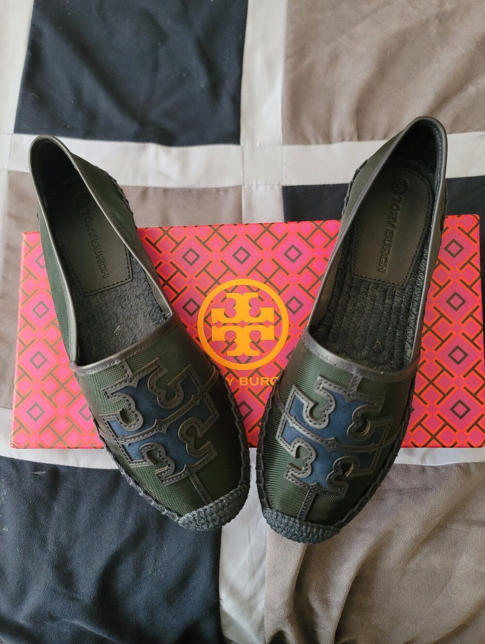 Tory Burch Espadrilles – Malachite/Perfect Navy – Size 6 – Brand New in Box